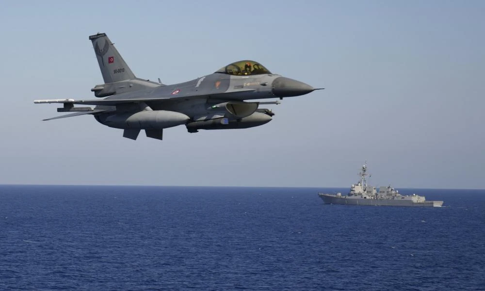 Μείον 6 μαχητικά F-16 και 2 περιπολικά σκάφη η Τουρκία στο Αιγαίο -Τα στέλνει από τον ναύσταθμο Ακσάζ στο Κατάρ μόνιμα